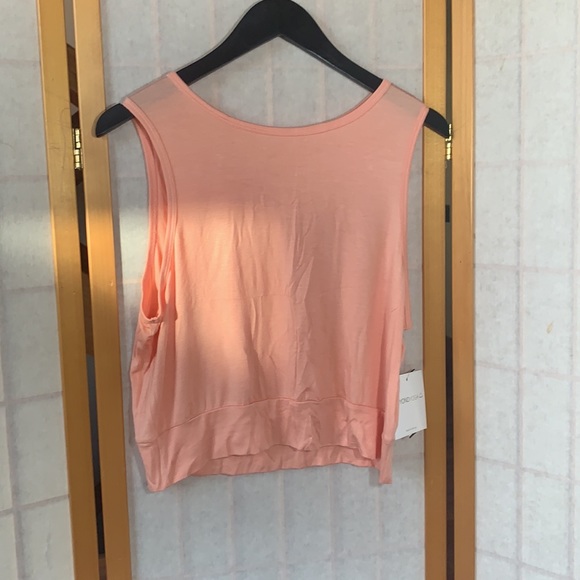 NWT Beyond yoga Go easy cropped tank - Picture 4 of 5